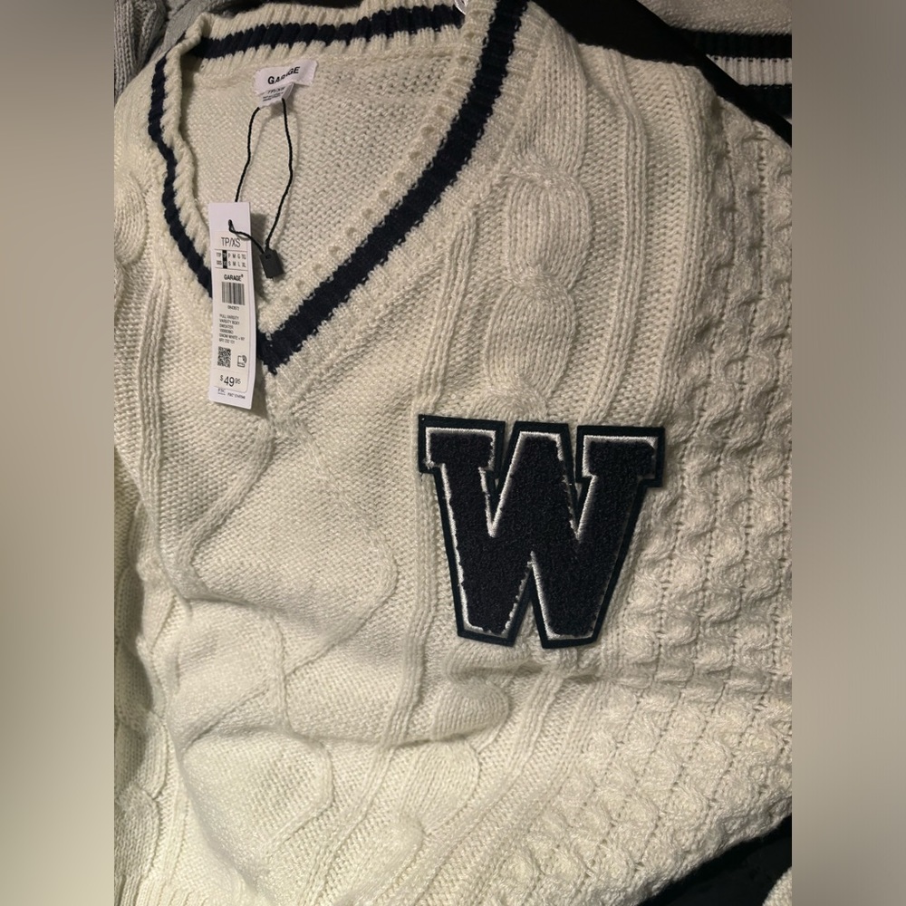 𝗡𝗪𝗧 - 𝗣𝗥𝗘𝗣𝗣𝗬 𝗦𝗪𝗘𝗔𝗧𝗘𝗥 - Picture 3 of 4